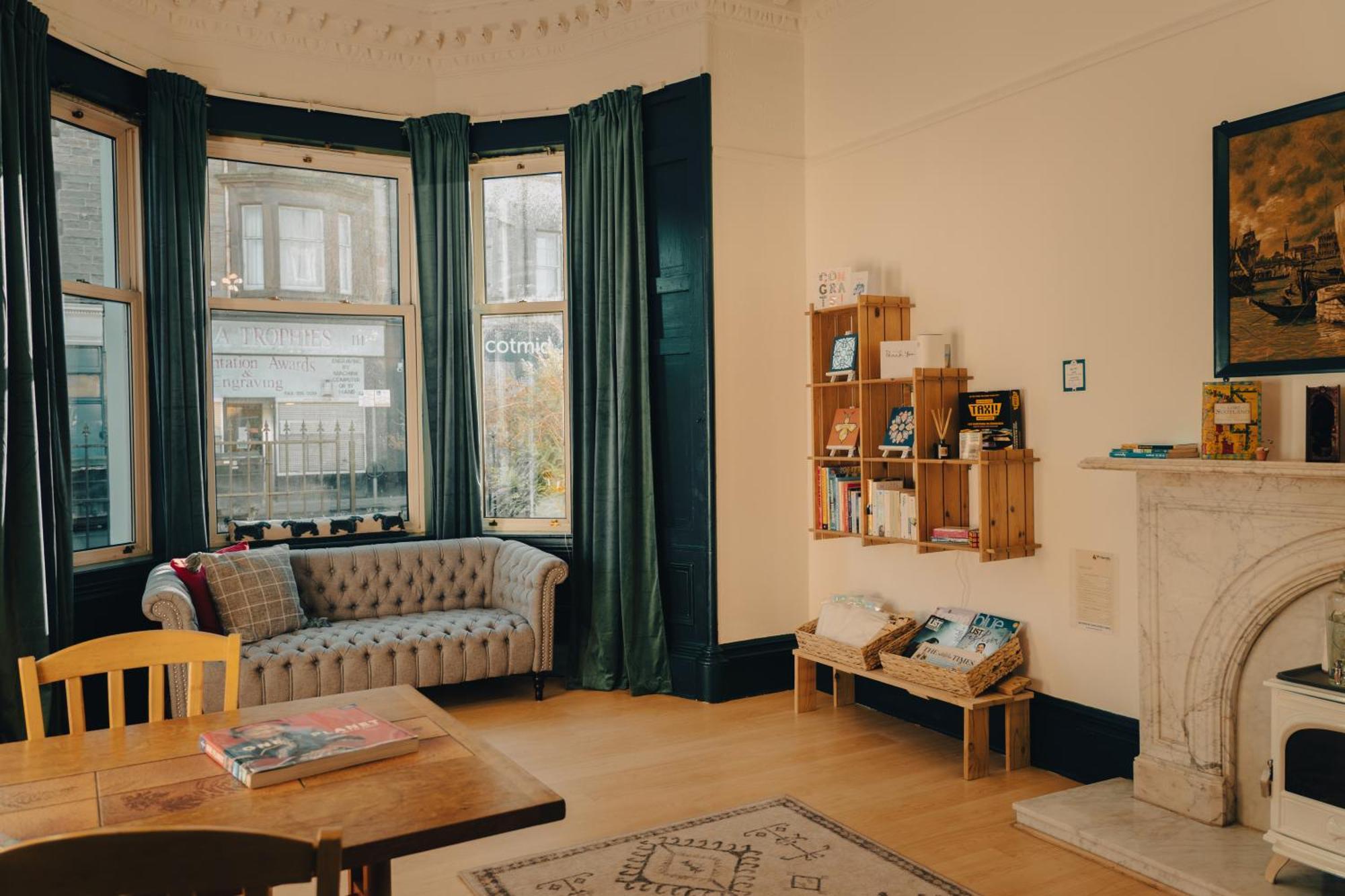 Отель 4 Friends House Эдинбург Экстерьер фото